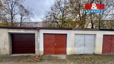 Pronájem garáže 20 m², Pardubice