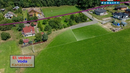 Prodej stavebního pozemku 1 649 m², Valašské Meziříčí