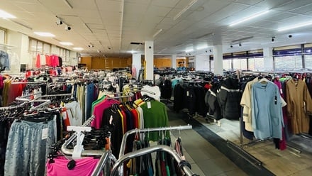 Pronájem obchodního prostoru 1 000 m², Most