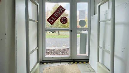 Pronájem obchodního prostoru 1 000 m², Most