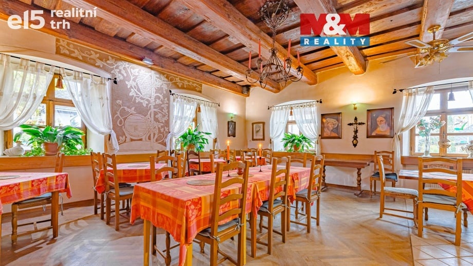 Prodej restaurace 130 m², Studnice