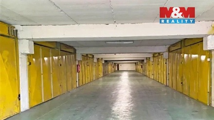 Prodej garáže 17 m², Praha 8