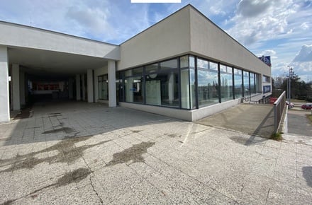 Pronájem obchodního prostoru 380 m², Plzeň