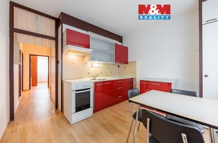 Prodej bytu 3+1 68 m², Teplá