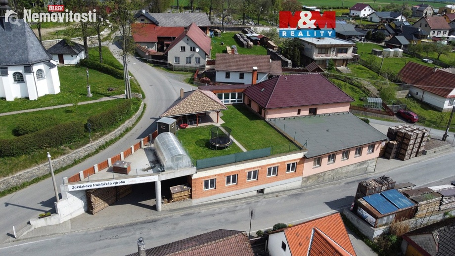 Prodej výrobního prostoru 1 200 m², Spálov