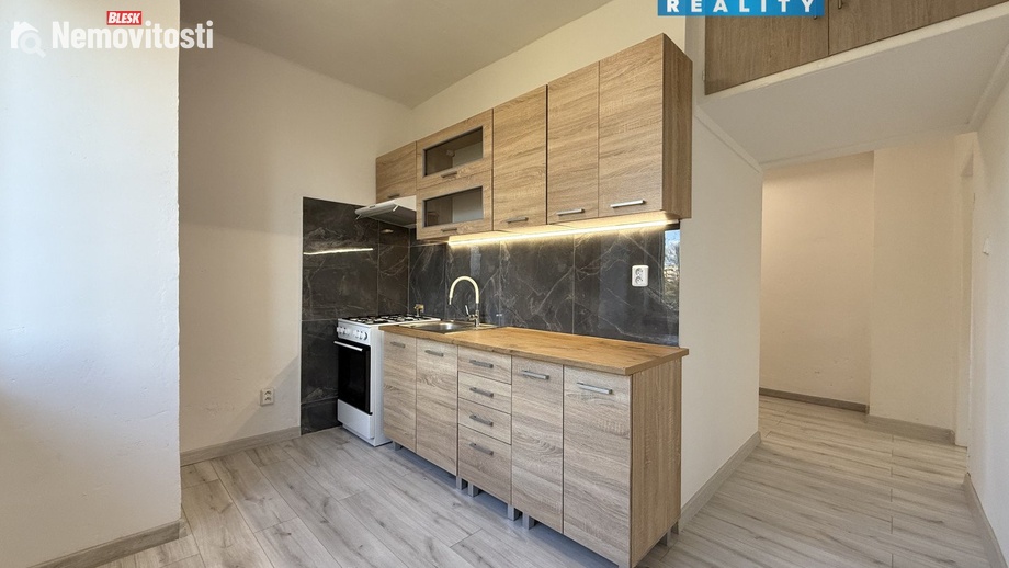 Pronájem bytu 2+1 56 m², Karviná