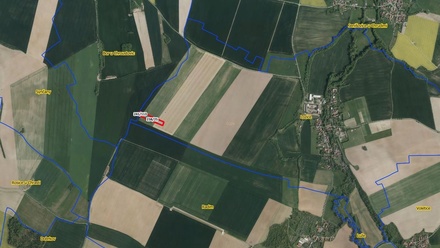 Prodej pole 10 021 m², Lozice