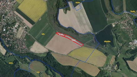 Prodej pole 35 847 m², Luže