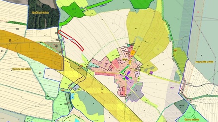 Prodej pole 18 967 m², Borek
