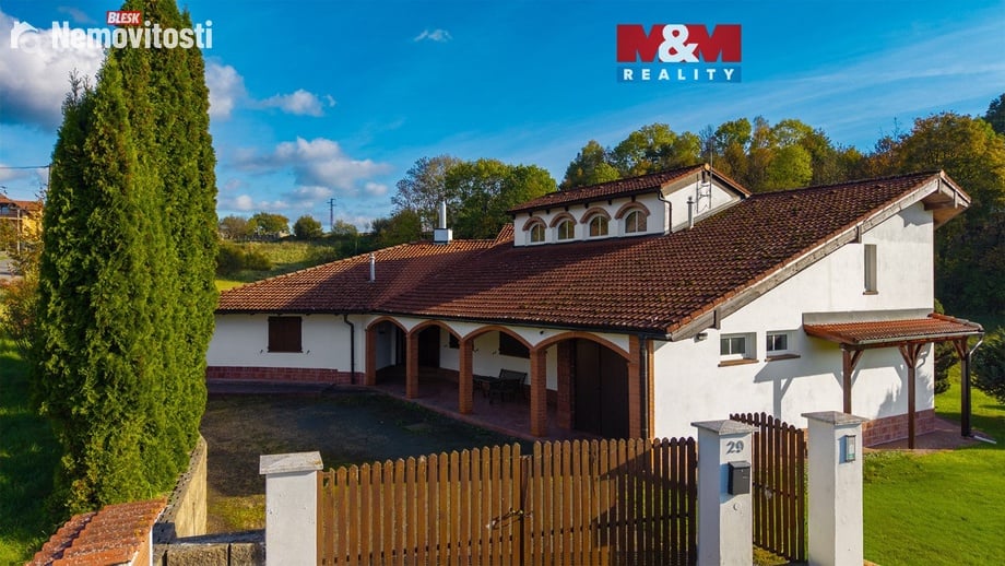 Prodej rodinného domu 387 m², Frýdštejn