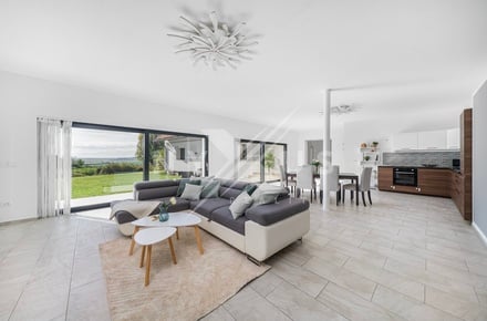 Prodej rodinného domu 163 m², Krakovany - Božec