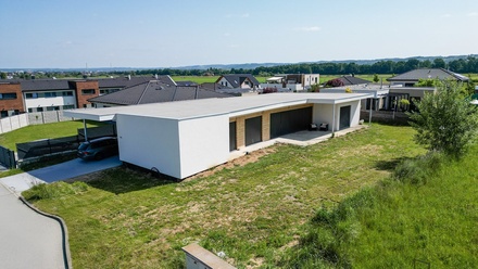 Prodej rodinného domu 208 m², Včelná