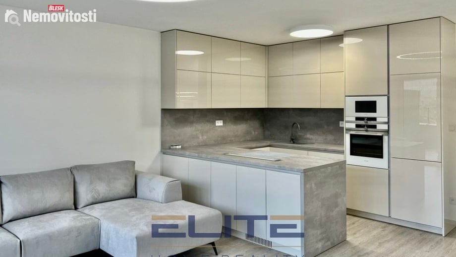 Pronájem bytu 3+kk 109 m², Liberec IV-Perštýn