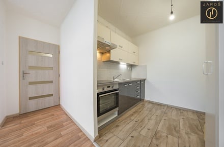 Pronájem bytu 2+kk 42 m², Kladno - Kročehlavy