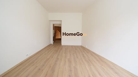 Pronájem bytu 1+kk 33 m², Praha - Nusle