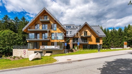 Prodej obchodního prostoru 108 m², Harrachov
