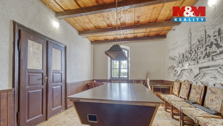 Prodej obchodního prostoru 633 m², Hradec Králové