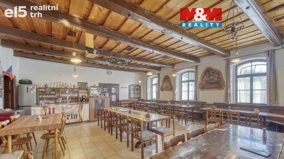 Prodej obchodního prostoru 633 m², Hradec Králové