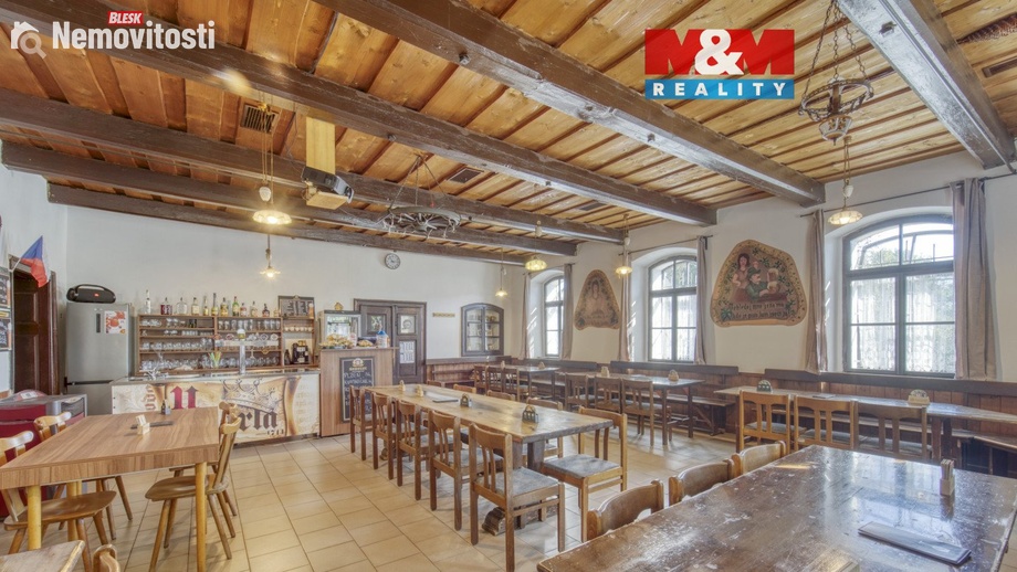 Prodej obchodního prostoru 633 m², Hradec Králové