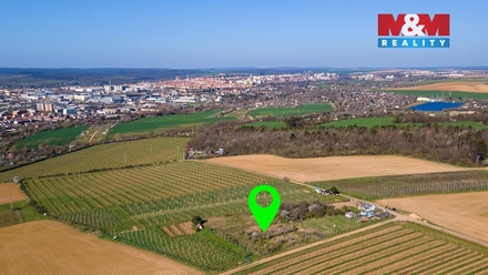 Prodej stavebního pozemku 2 462 m², Dobšice