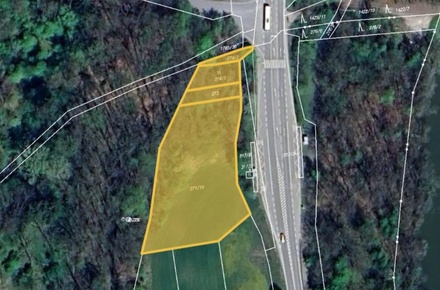 Prodej podílu 4/70 pole 197 m², Hluboká nad Vltavou