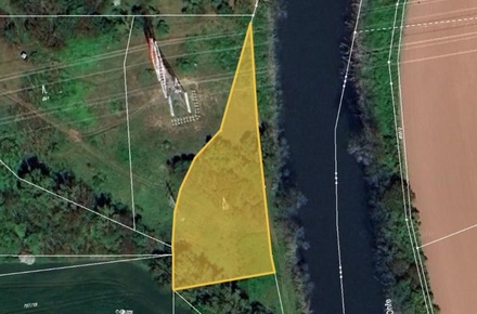 Prodej podílu 19/384 lesa 194 m², Brňany