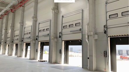 Pronájem skladu 10 000 m², Zdice