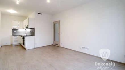 Pronájem bytu 2+kk 42 m², Praha - Uhříněves