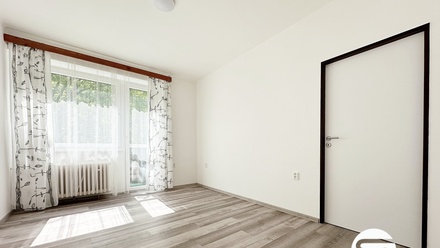 Pronájem bytu 4+1 85 m², Poděbrady II