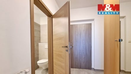 Prodej bytu 1+kk 34 m², Benešov