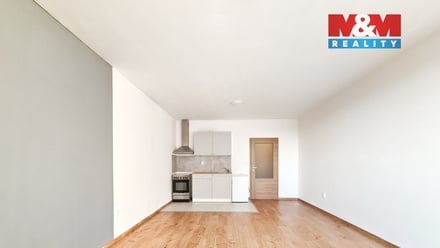 Prodej bytu 1+kk 34 m², Benešov