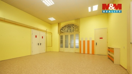 Prodej činžovního domu 1 160 m², Šumperk