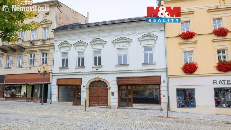 Prodej činžovního domu 1 160 m², Šumperk