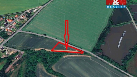 Prodej pole 2 538 m², Přistoupim