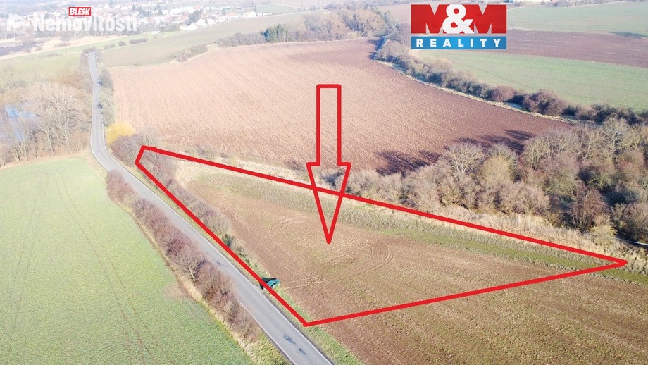 Prodej pole 2 538 m², Přistoupim