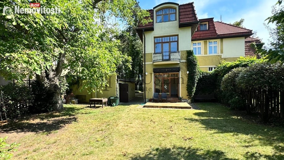 Pronájem rodinného domu 239 m², Praha - Krč