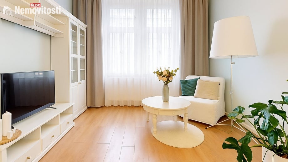 Pronájem bytu 2+1 62 m², Praha - Nové Město