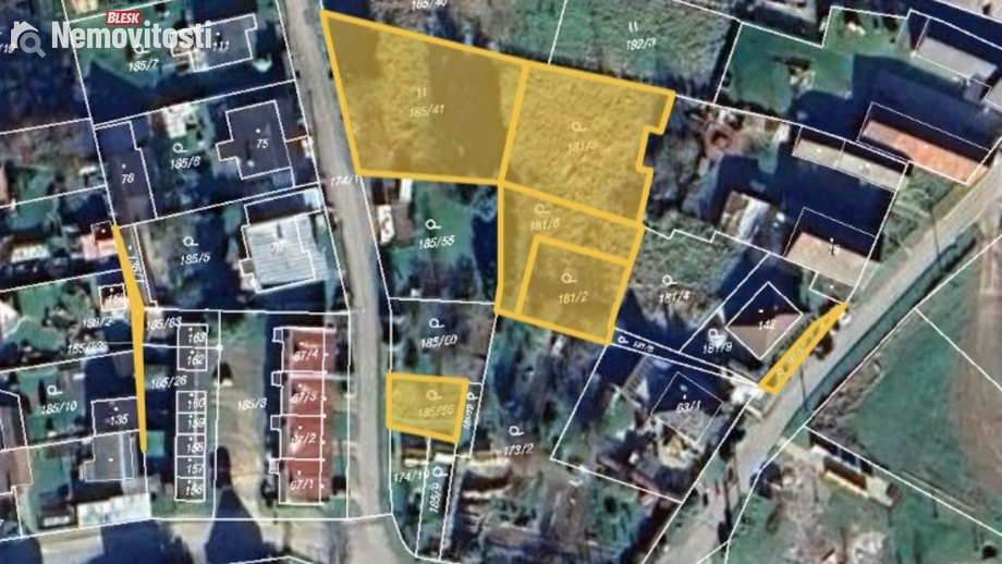 Prodej podílu 3/20 stavebního pozemku 345 m², Vílanec