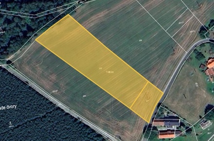 Prodej podílu 1/4 pole 1 762 m², Hrazany