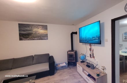 Pronájem rodinného domu 120 m², Komárov