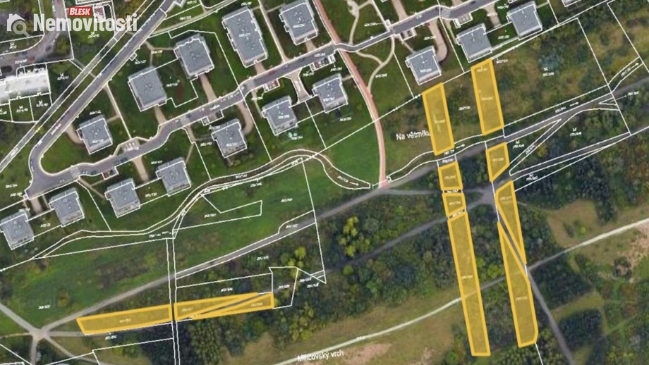 Prodej louky 5 802 m², Praha