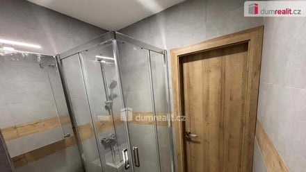 Pronájem bytu 1+1 30 m², Otrokovice