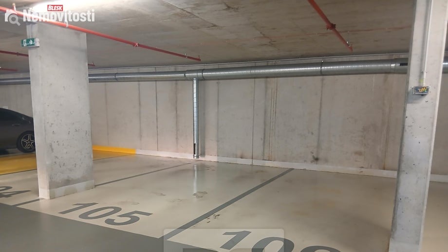 Pronájem garážového stání 15 m², Brno - Veveří