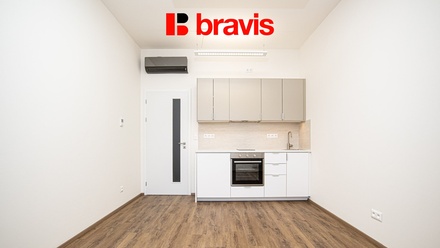 Pronájem bytu 1+kk 28 m², Brno - Komárov