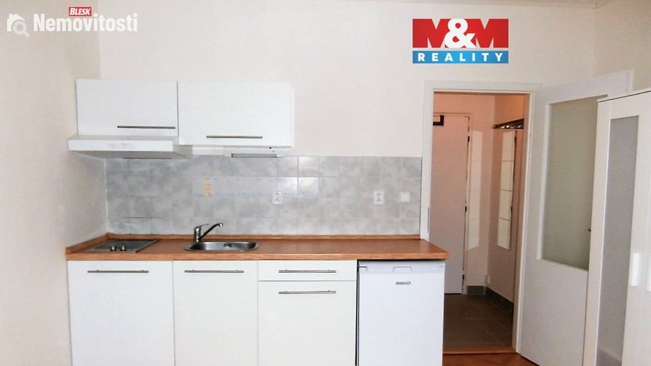 Pronájem bytu 1+kk 28 m², Plzeň 3