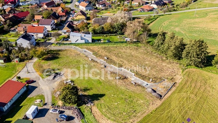 Prodej stavebního pozemku 703 m², Lubná