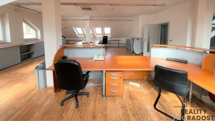 Pronájem kanceláře 200 m², Olomouc - Hodolany