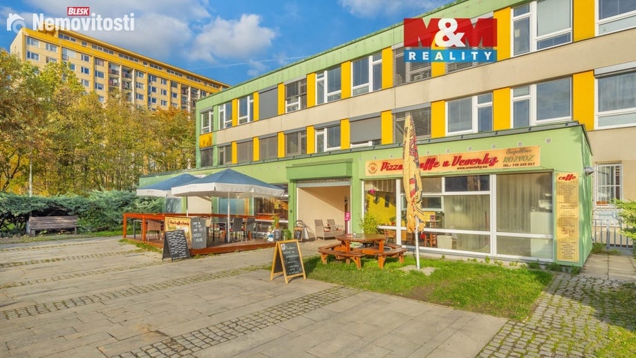 Pronájem restaurace 62 m², Praha 8