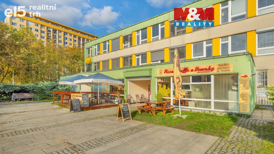 Pronájem restaurace 62 m², Praha 8