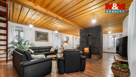 Prodej chalupy 260 m², Polička